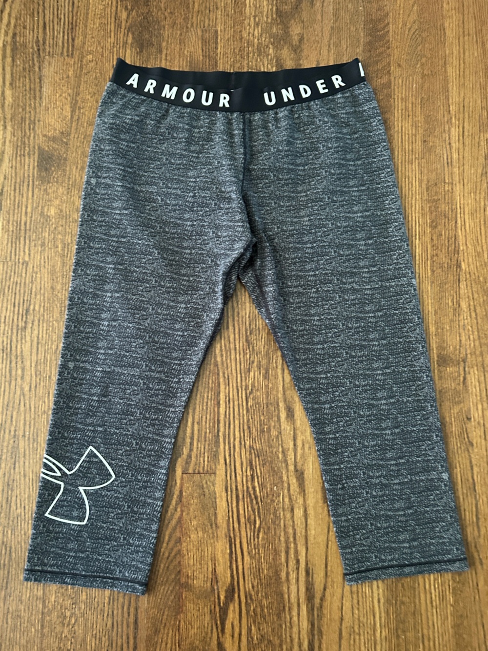 Under Armour Favorite Graphic Crop Leggings Size L